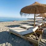 Ab3 - Spacious Holiday Home, Puerto Banus