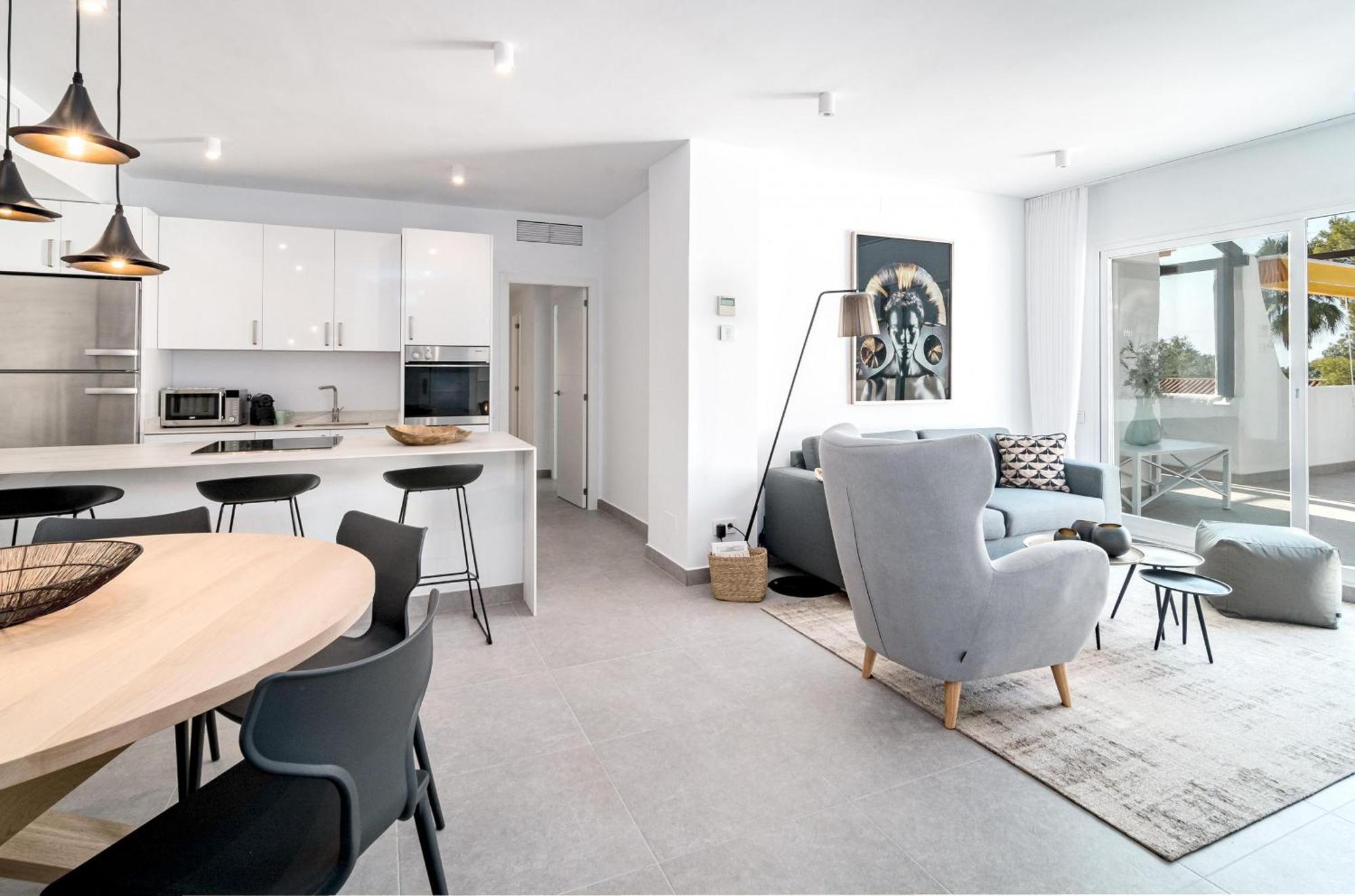 Ab3 - Spacious Home, Puerto Banus *